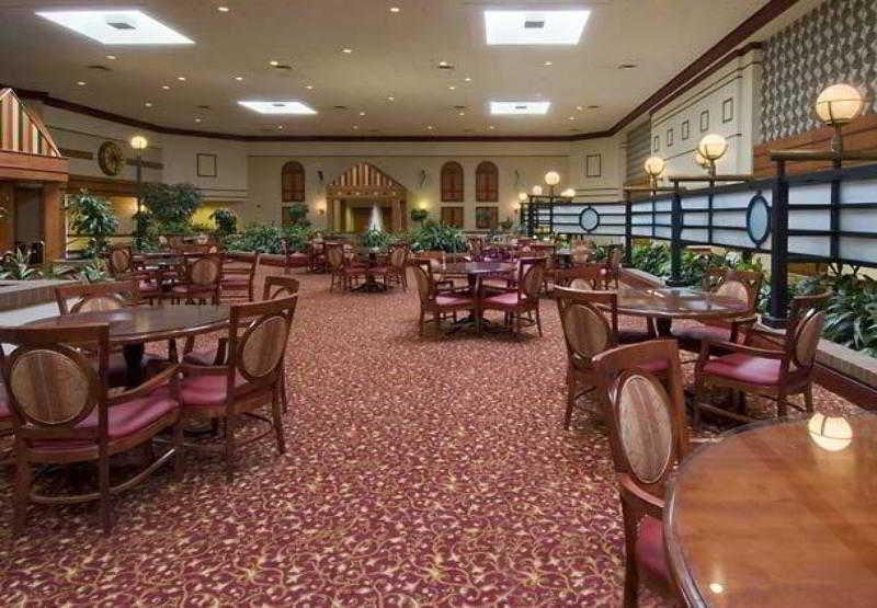 Marriott Cincinnati Northeast Mason Restaurant foto